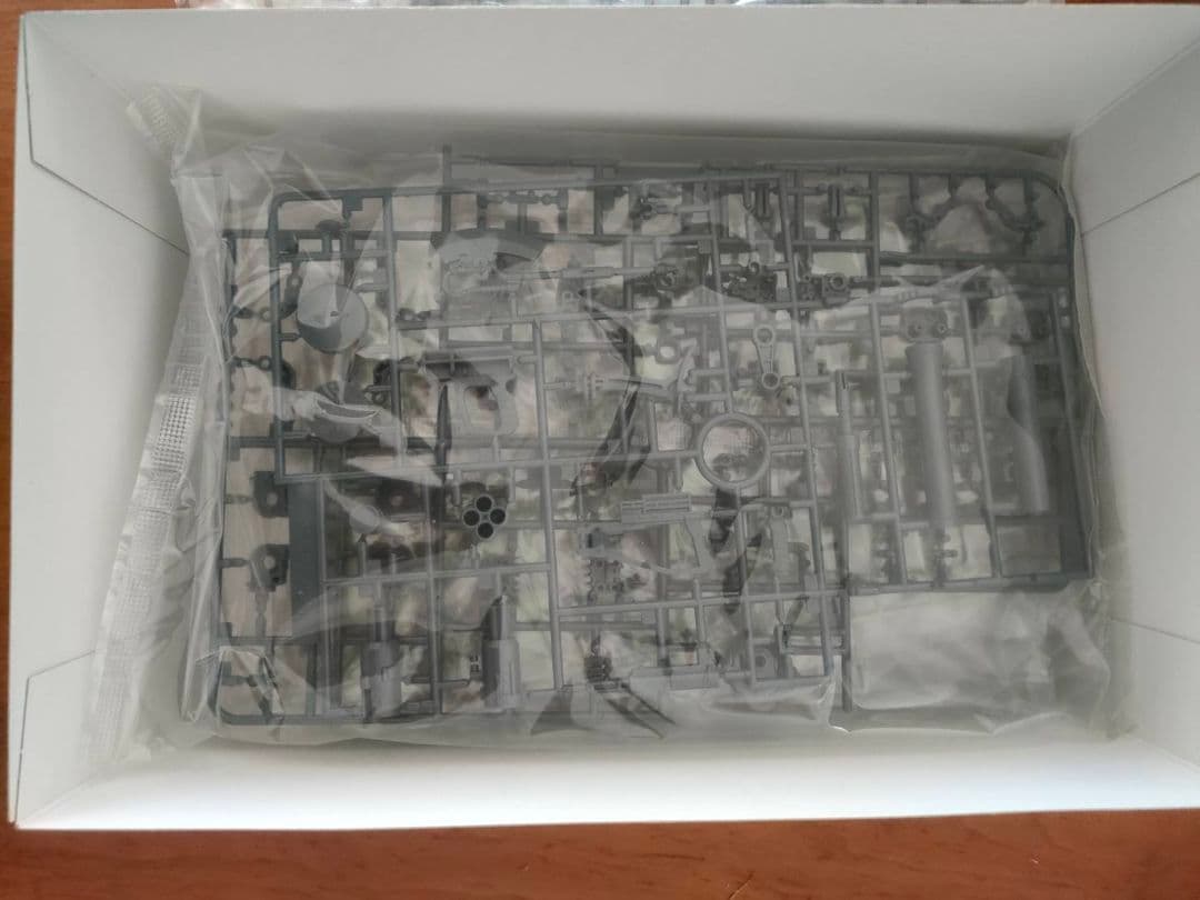 ガンプラ MS-06J ザク Ver.2.0