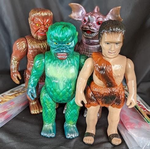 フランケンシュタイン＆バラゴン＆サンダ＆ガイラ（Ｍ１号） ソフビ４体セット