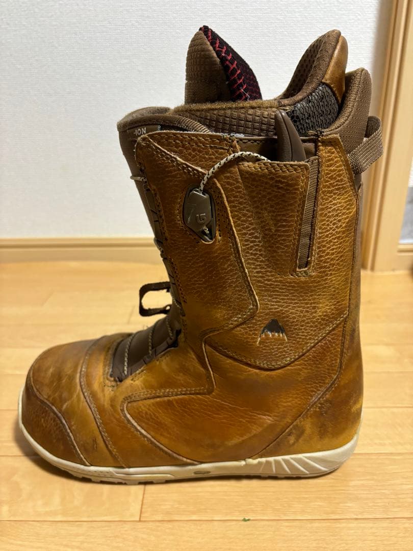 Burton アイオン　レザー