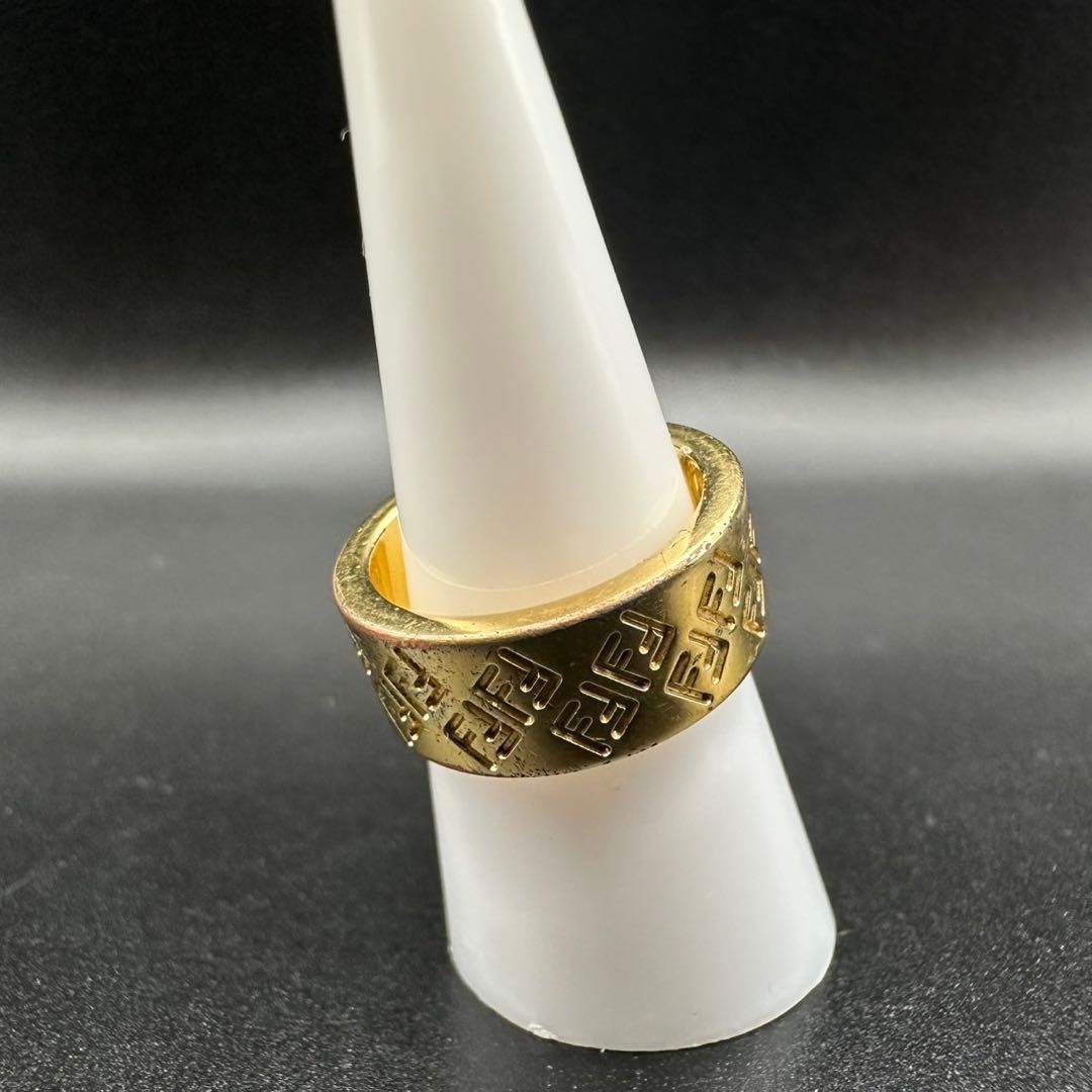 極美品✨　FENDI　フェンディ　リング　指輪　エフイズ　ゴールド　1568