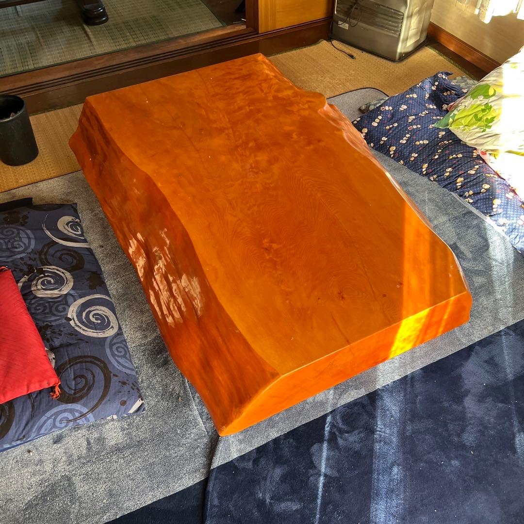 花梨か杉の木一枚板テーブル