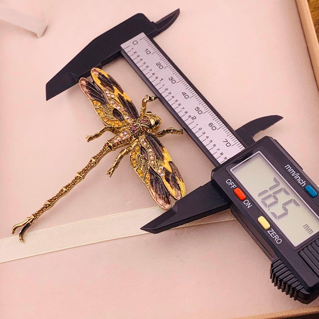 JANUS ビンテージトンボのブローチ　動く尾を持つ