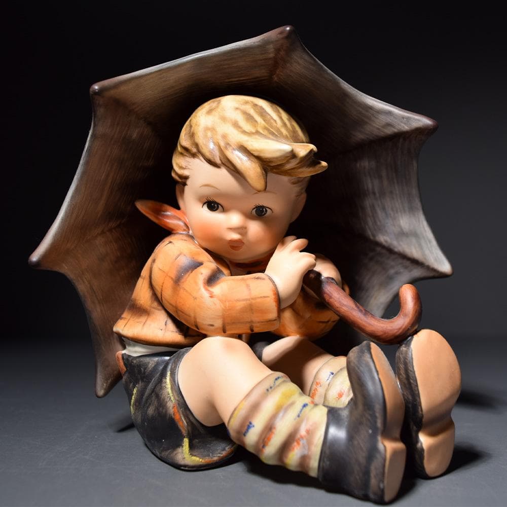 ドイツ Goebel ゲーベル 傘の少年 傘の少女 フンメル人形 フィギュリン