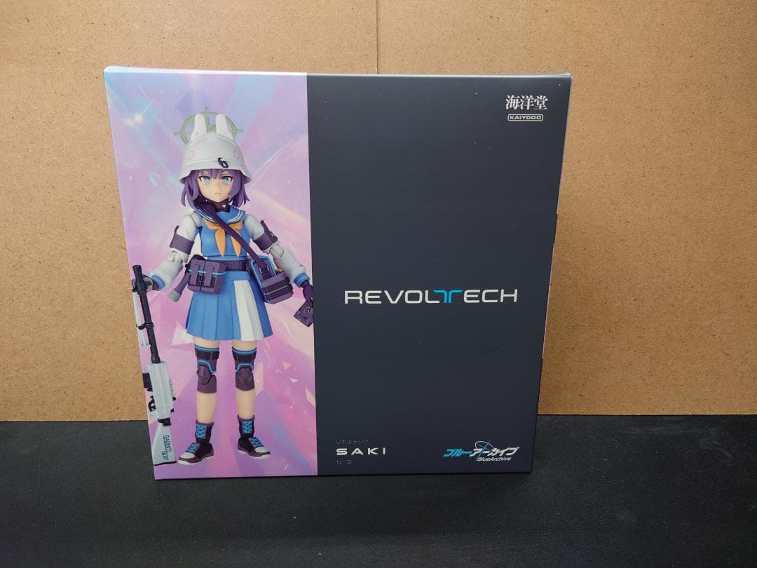 リボルテック　サキ　ブルーアーカイブ　空井サキ　海洋堂