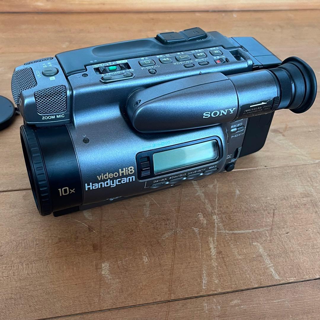 Sony Hi8ビデオカメラCCD-TR900 通電確認済み