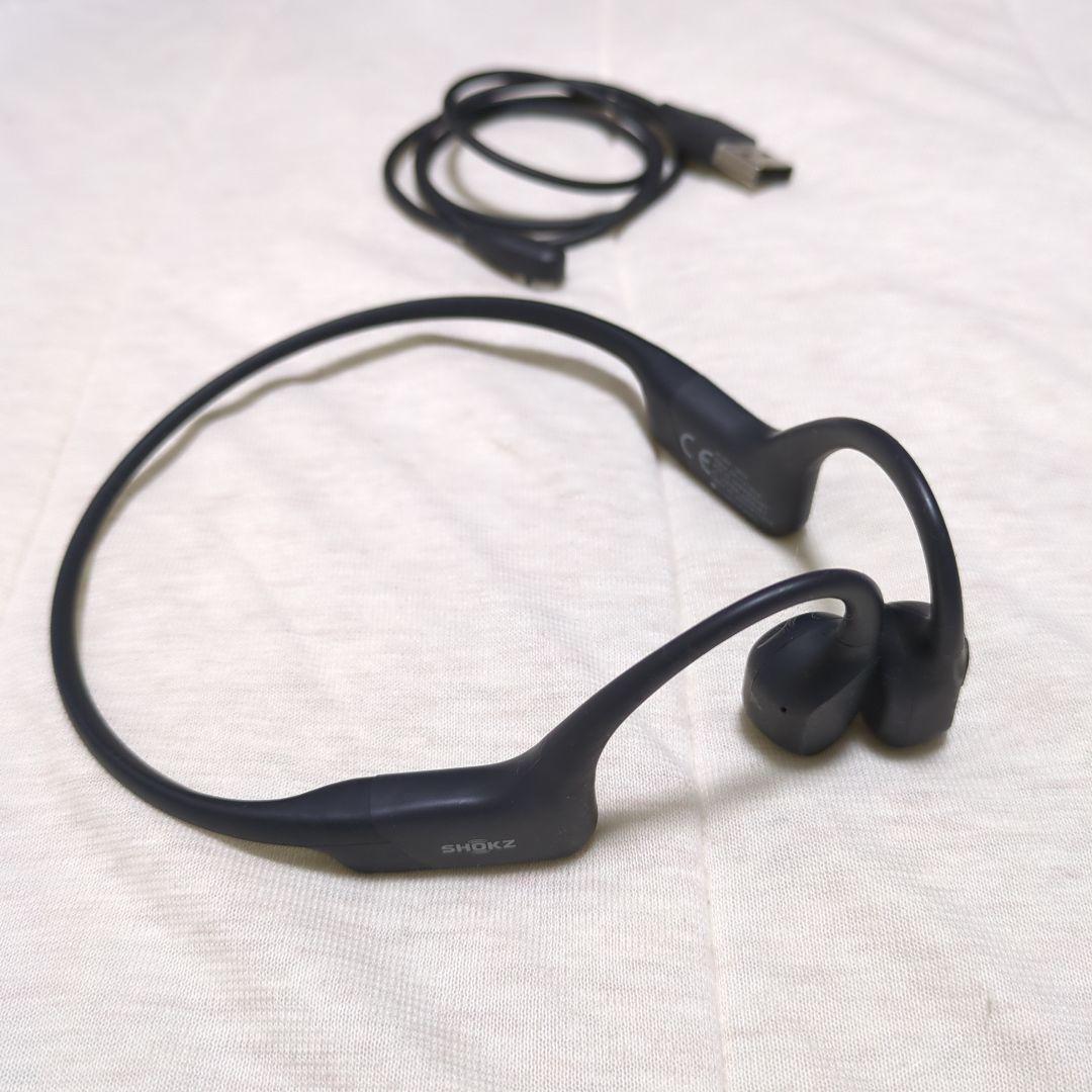 SHOKZ OpenRun 骨伝導イヤホン ブラック USB充電ケーブル付き
