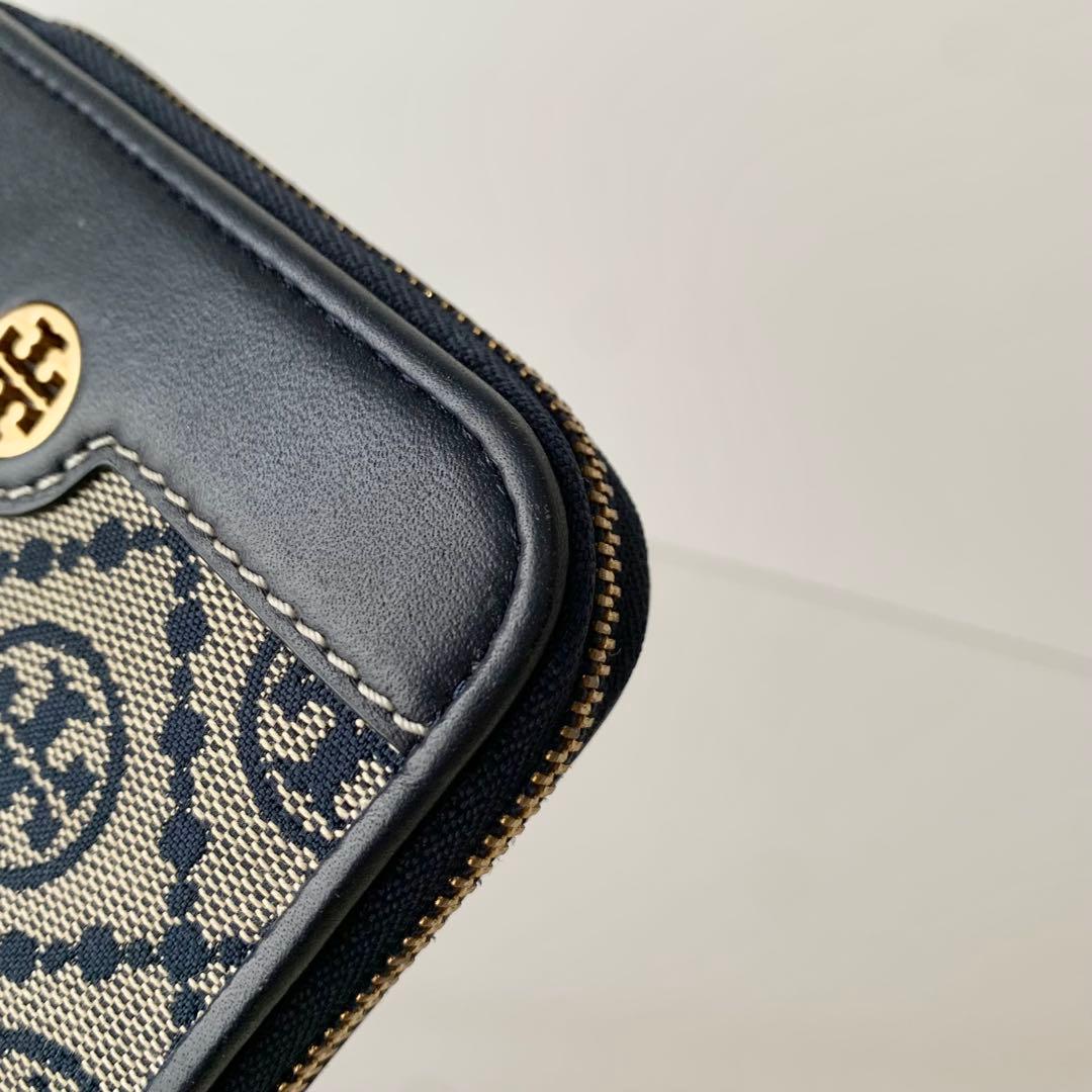 【TORY BURCH】トリーバーチ　ケース　ミニ財布　ネイビー　紺色