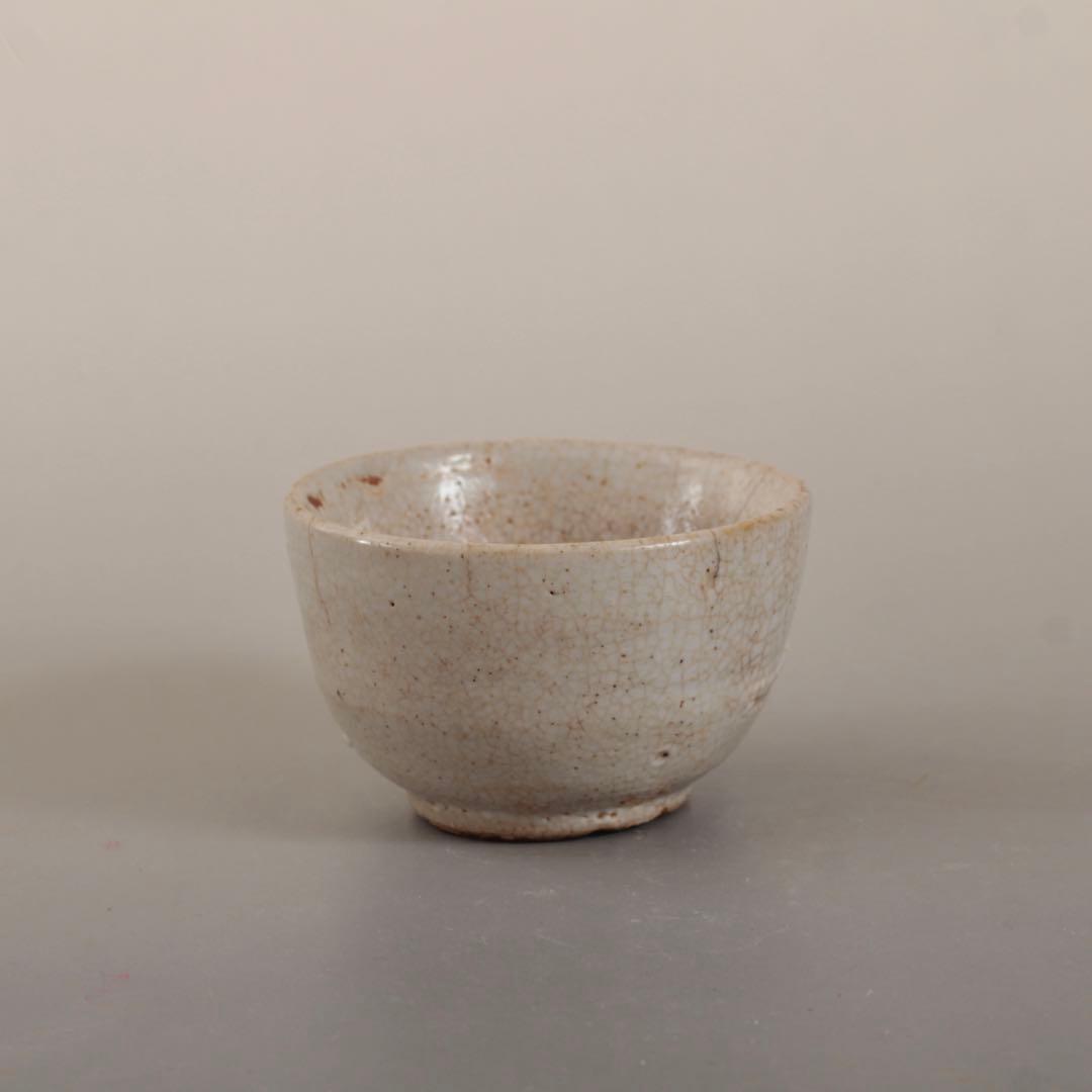 李朝 盃 ぐい呑み 酒器 小貫入 古美術 朝鮮美術 古道具 アンティーク