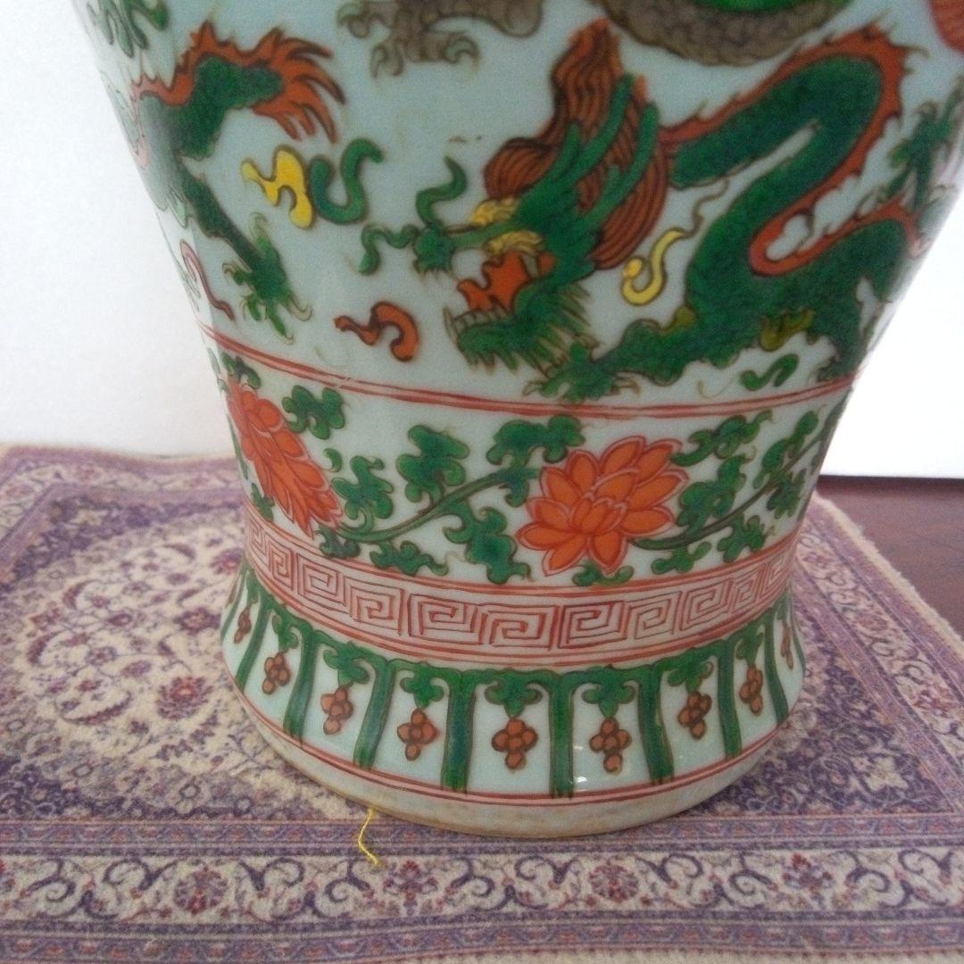 中国古玩　大明嘉靖年製　色絵龍紋様 梅瓶