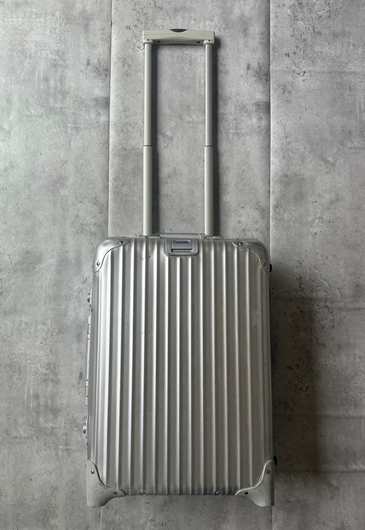 RIMOWA／リモワ（トパーズ）2輪　35L シルバー