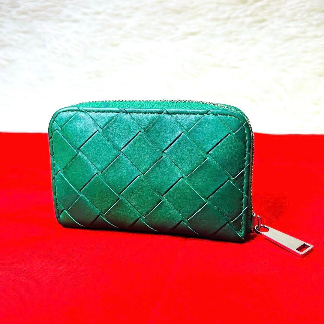 BOTTEGA VENETA イントレチャート ケース エメラルドグリーン