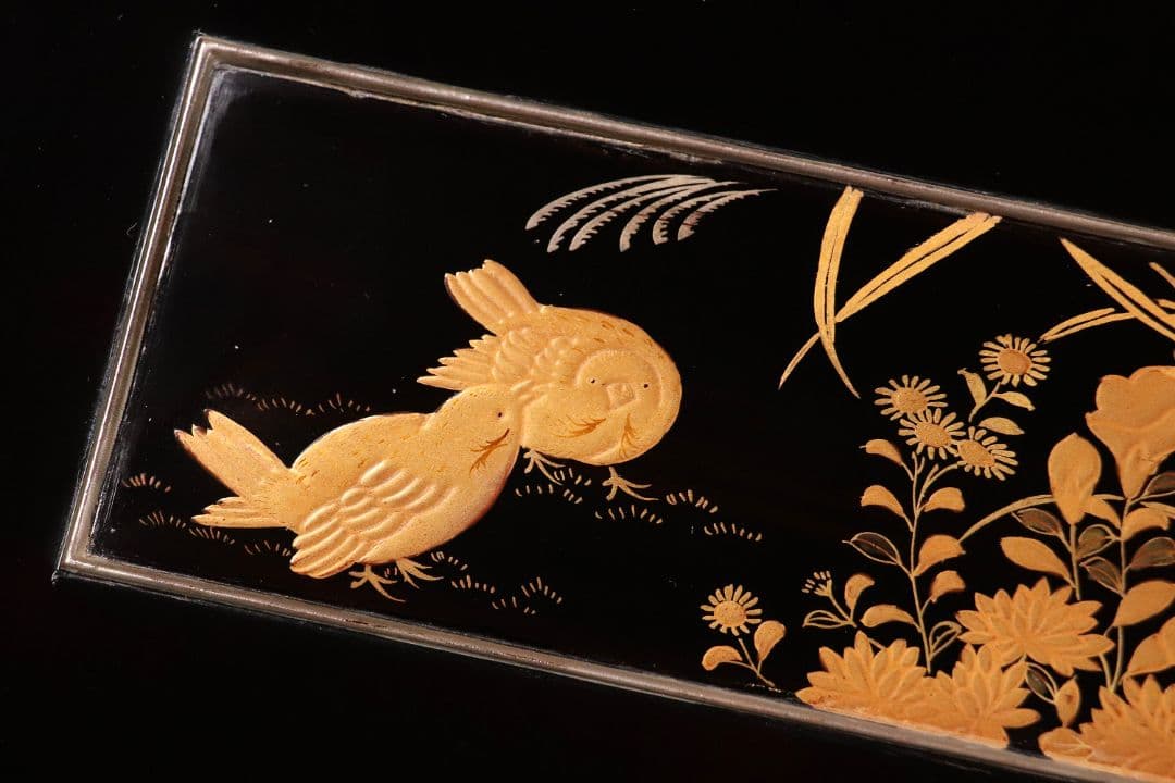 時代 花鳥図 金蒔絵 黒塗二段卓 冠卓 木箱 木製 花台 飾台 鶉 雀 M840