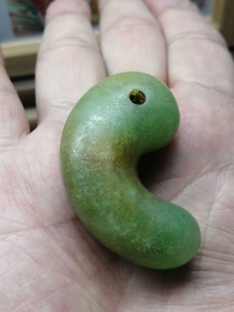 ★古墳期『糸魚川翡翠勾玉』出土品。5.0cm【超琅玕翡翠】最高峰の巨大勾玉です。