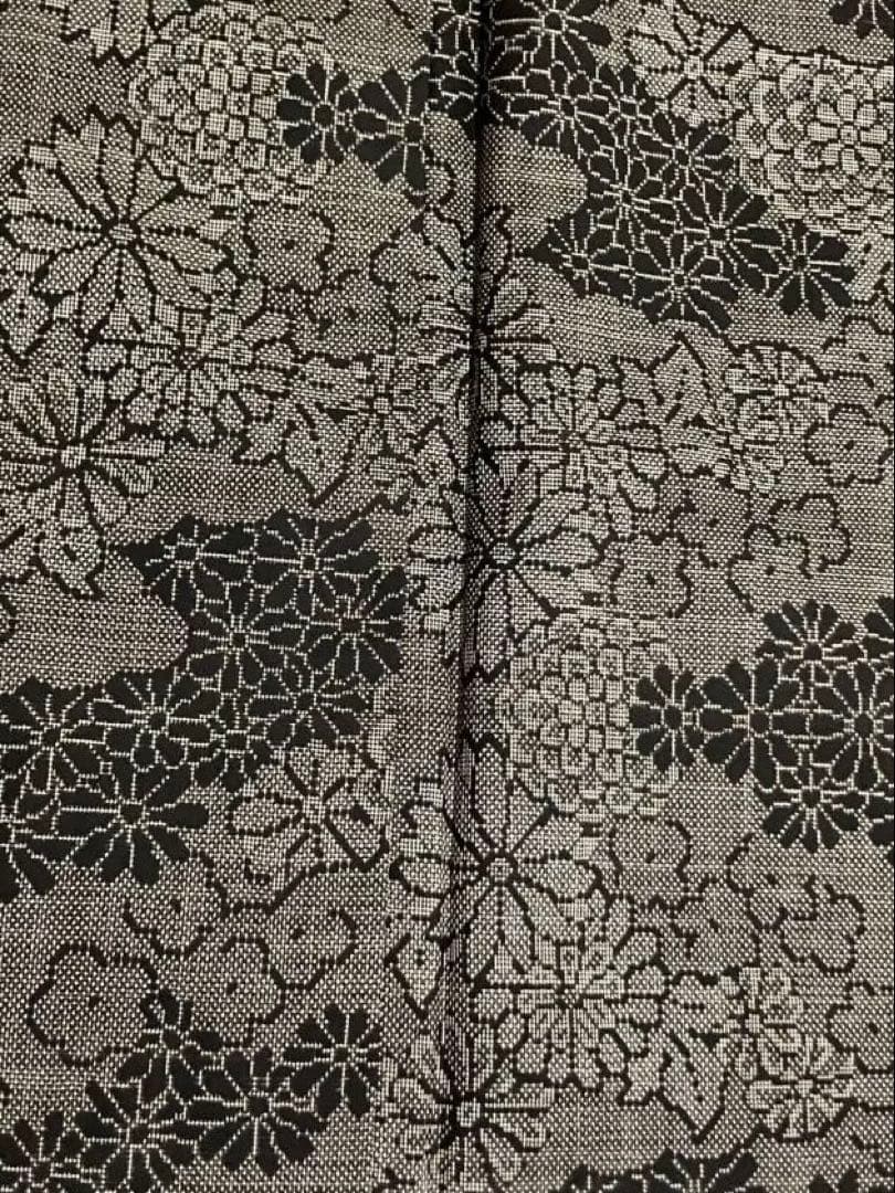 本場大島紬 経緯絣 小紋 正絹 花文 菊 桜 美品 イ6479