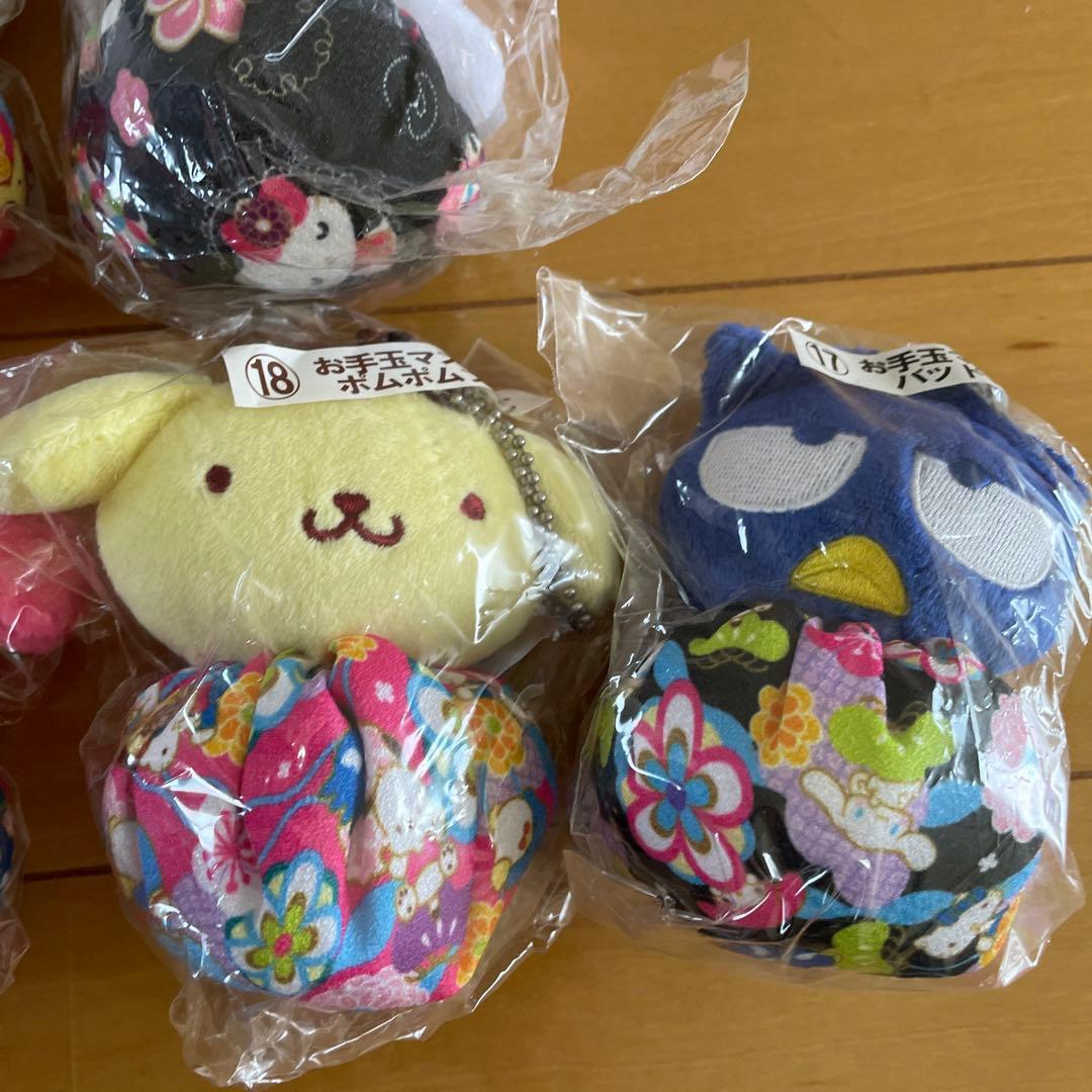 キティ　マイメロ　バツ丸　ポチャッコ　けろっぴ　ぷりん　シナモン　サム　9点