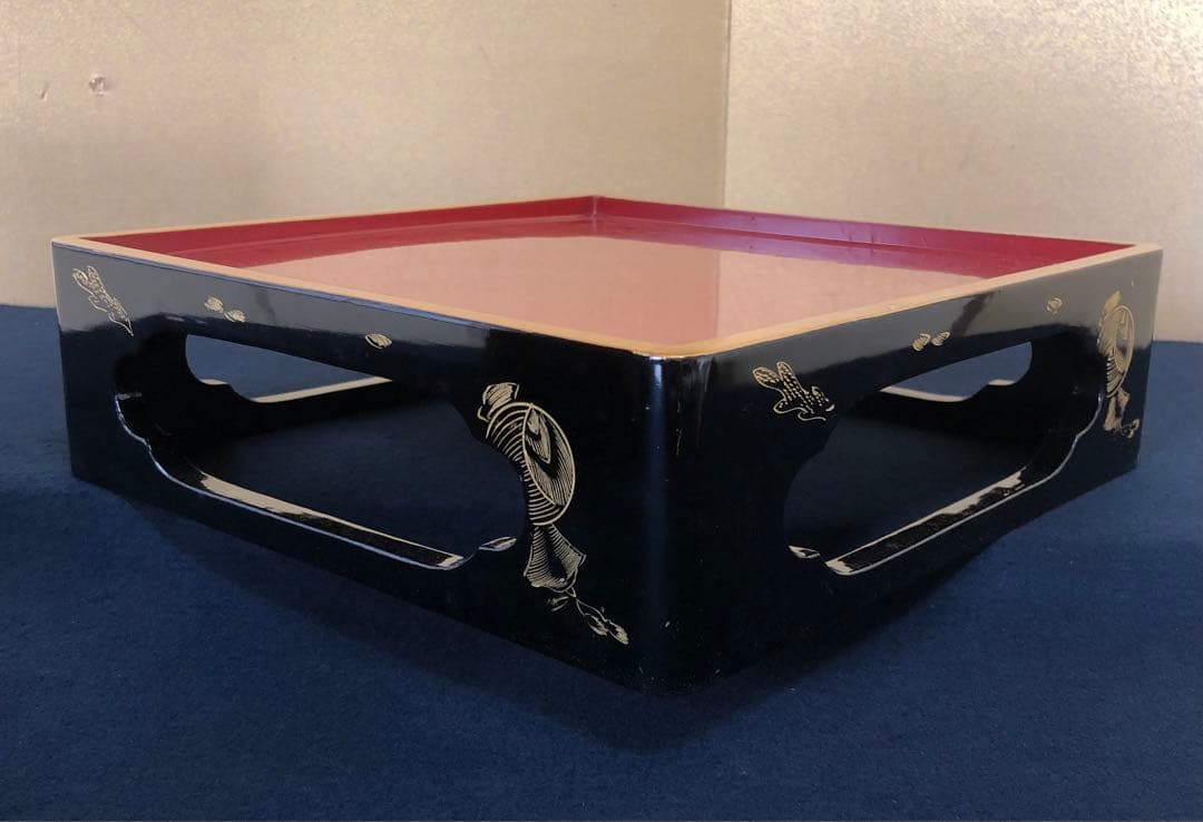 《R》黒内朱 沈金宝尽し 四段重 替蓋 重台付 木箱 251204お3