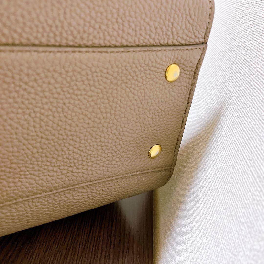 サルヴァトーレフェラガモ エイミー ガンチーニ ハンドバッグ