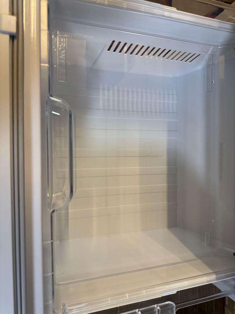 (美品)三菱電機　MR-MB84SH-W 冷蔵庫 421L