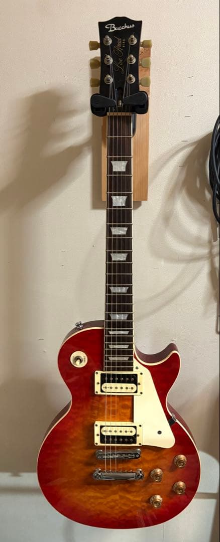 Bacchus live road レスポールタイプ　連休限定値下げ！