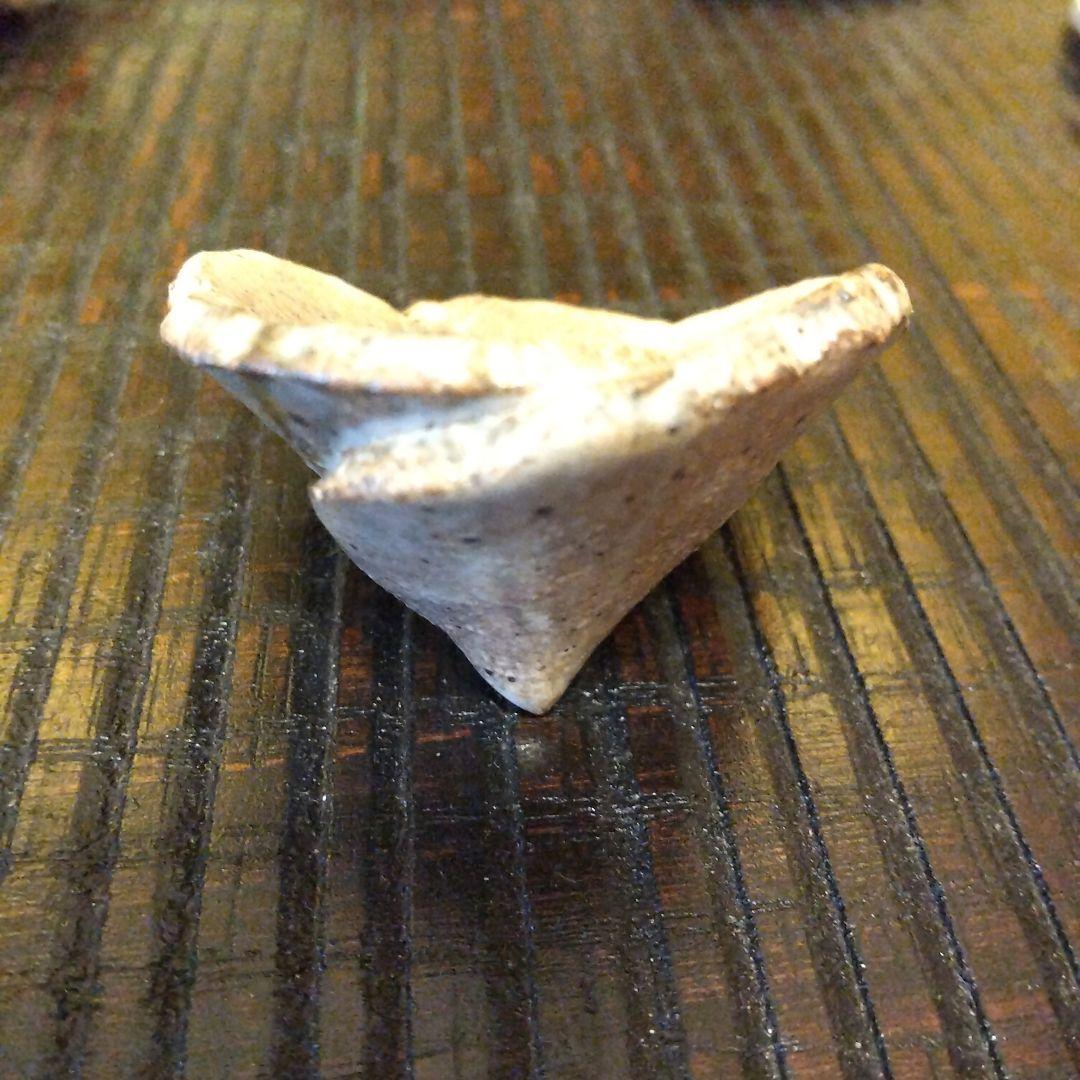 葉の形陶器製大皿等 木製台付き12点セット 工芸焼き物