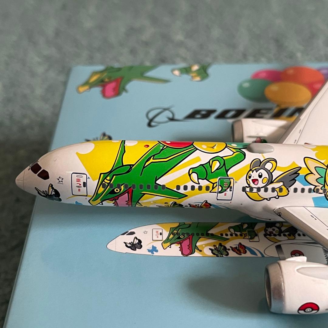 ANA 全日空 787-9 ポケモン ピカチュウジェット AV スタンドt付き