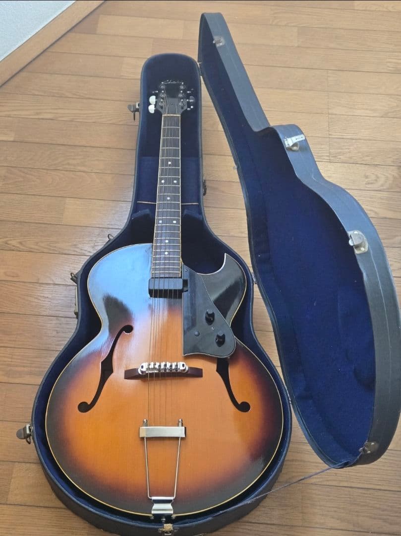 Chaki P-70 Salvatore ピックギター 1970年代製