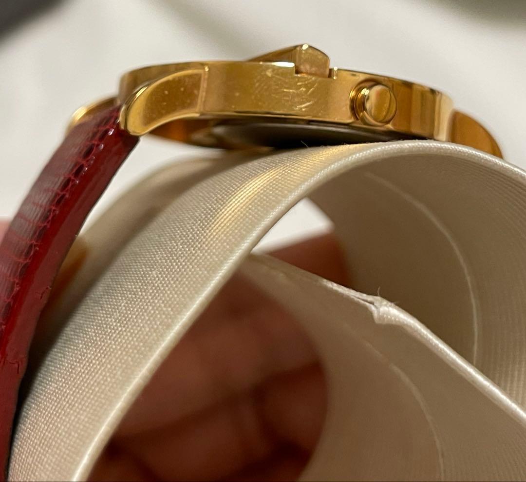 vivienne ヴィヴィアン 腕時計 サークルオーブ　電池切れ　赤