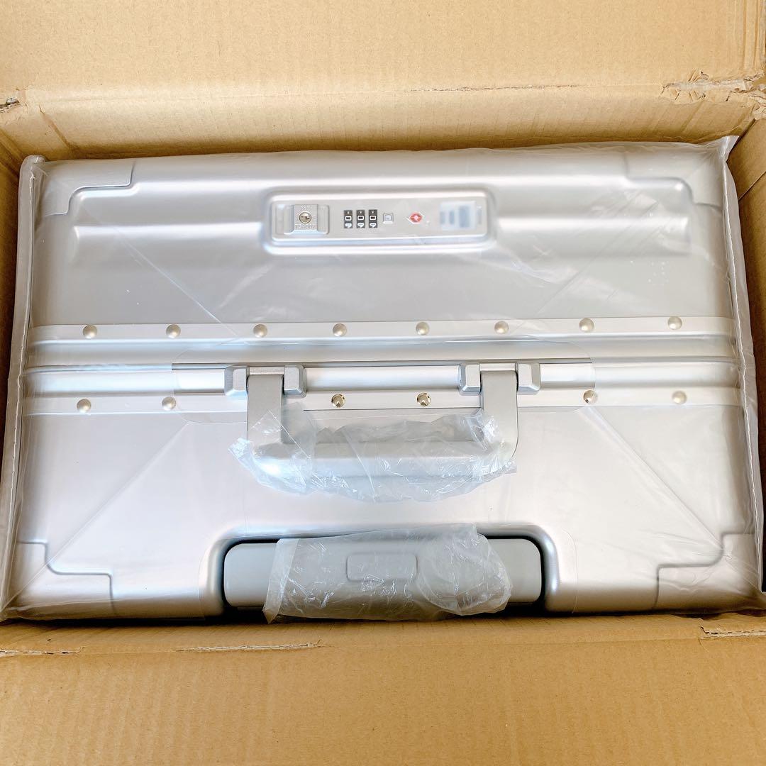 高機能‼️ スーツケース ストッパー付　シルバー フロントオープン　Mサイズ