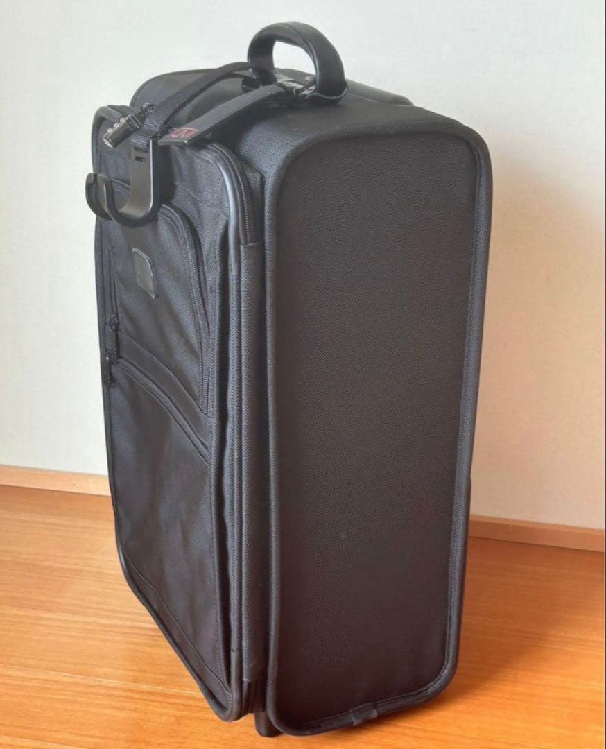 TUMIキャリーケース 2243D4 機内持込み可