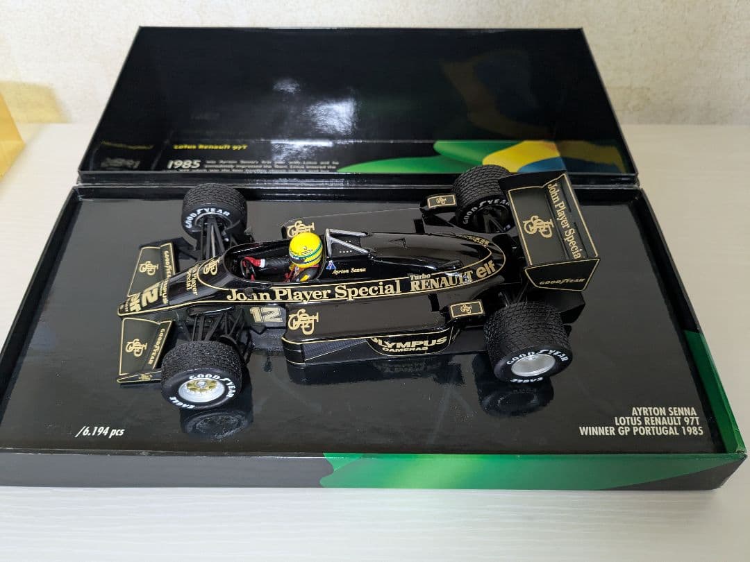 F1 MINICHAMPS 1/18 ロータスルノー97T アイルトン・セナ