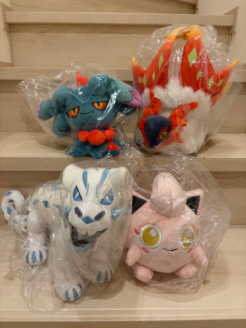 パオジアン　チヲハウハネ　ハバタクカミ　サケブシッポ　ぬいぐるみ