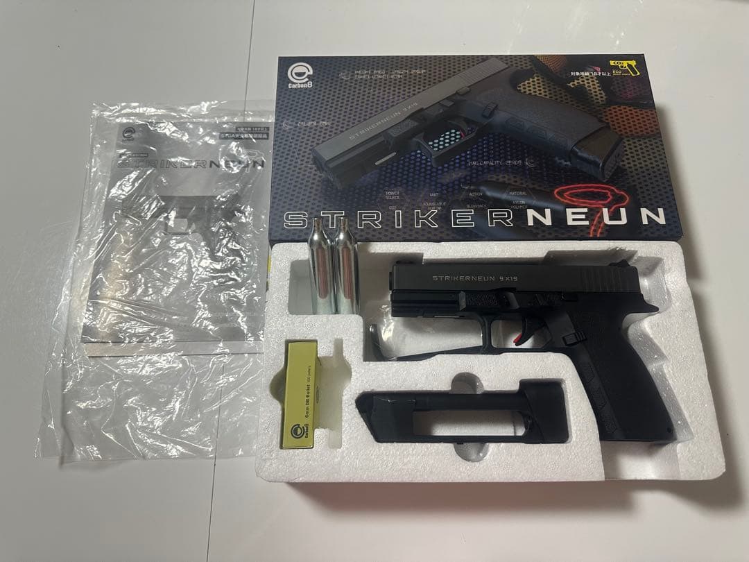 STRIKER NEUN CO2 ガスガン