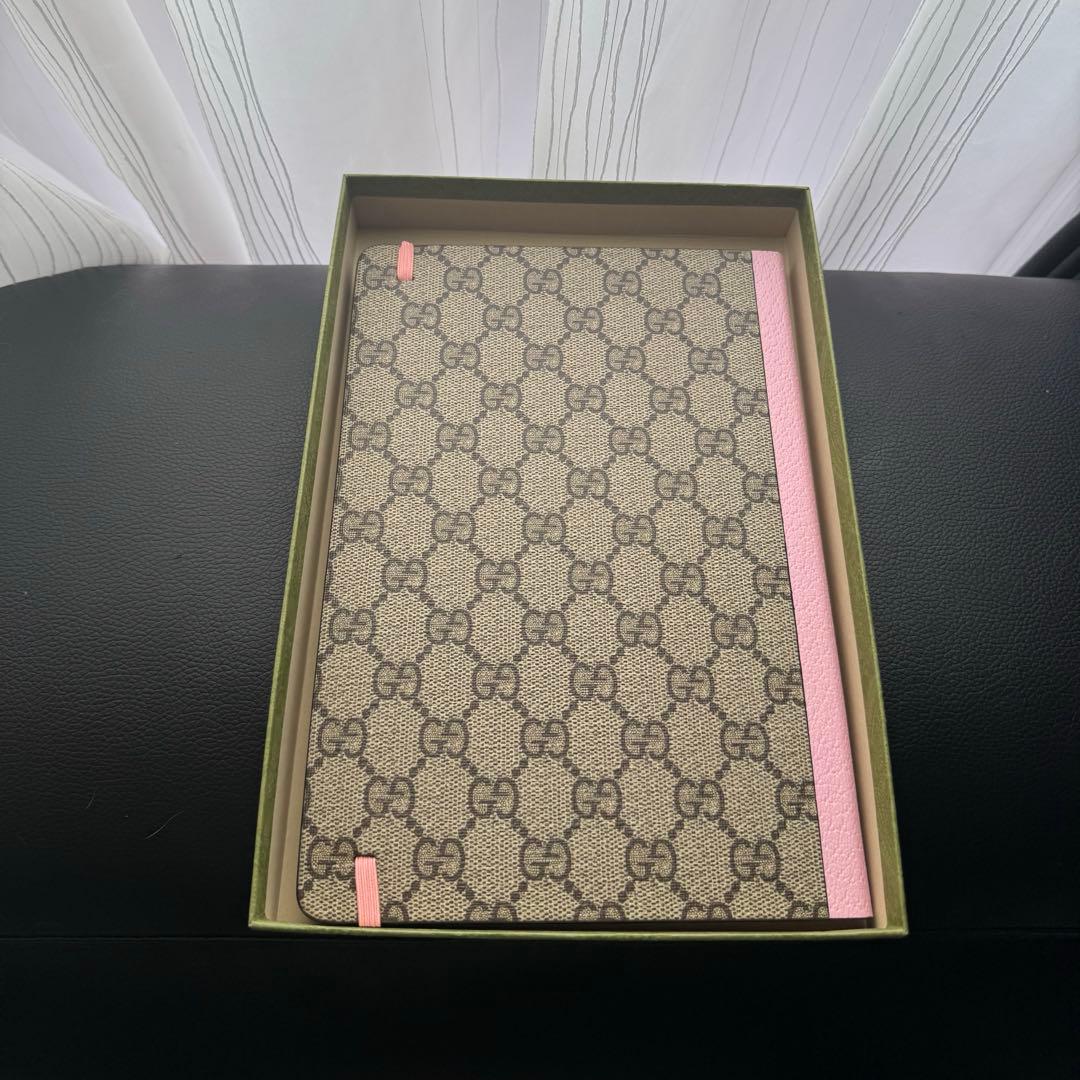 GUCCI デイジー ノート