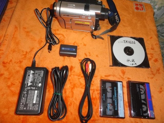 ［動作良好］◆SONY Hi８　TRV１２６ ダビングOK