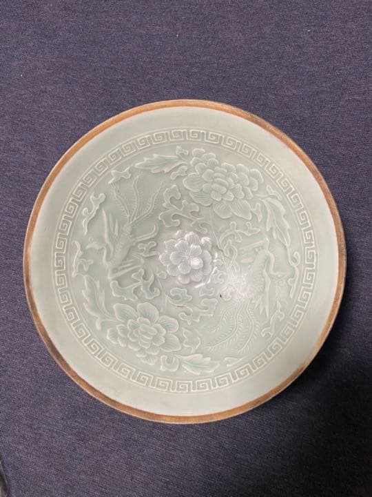 中国古美術品　宋金時代　定窯青白磁　鳳凰牡丹印花　お椀