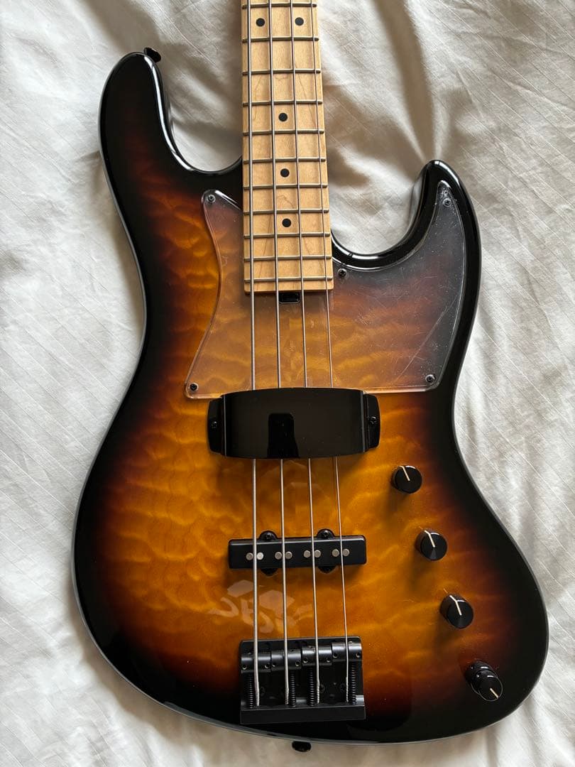 ベース Sadowsky TYO Modern Edge 4string J Bass