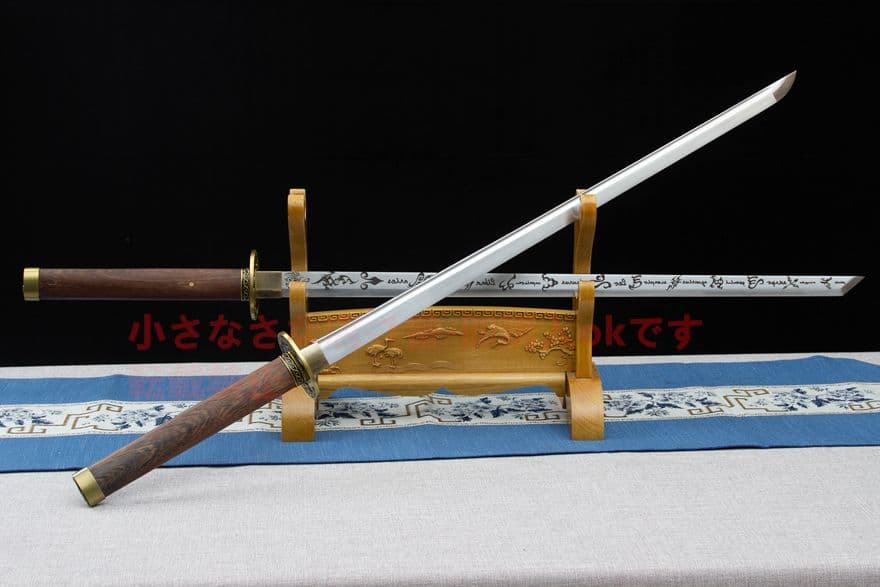 武具　刀装具　日本刀　模造刀   居合刀  ウェッジ唐刀直刃