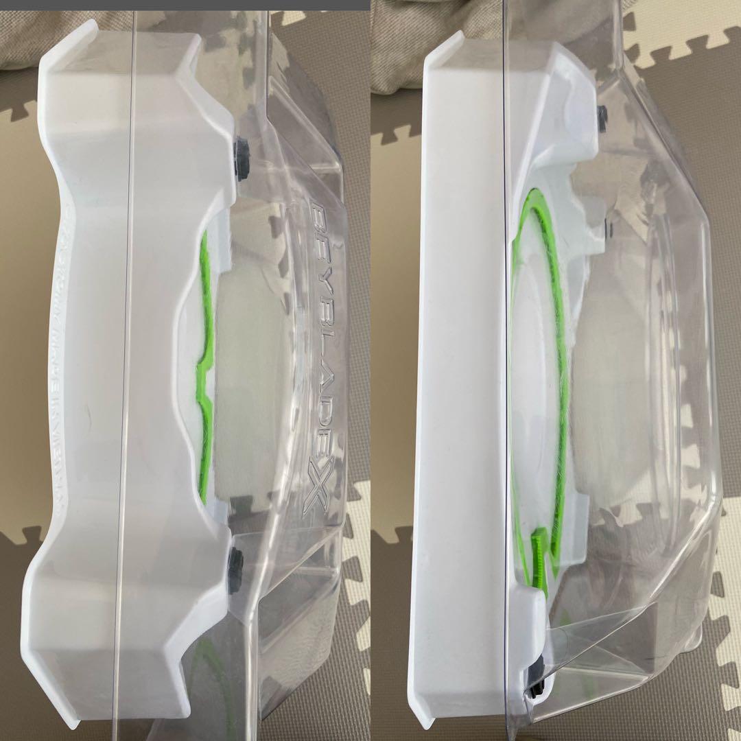 BEYBLADE X セット(スタジアム、ランチャー4個、ベイ7個)