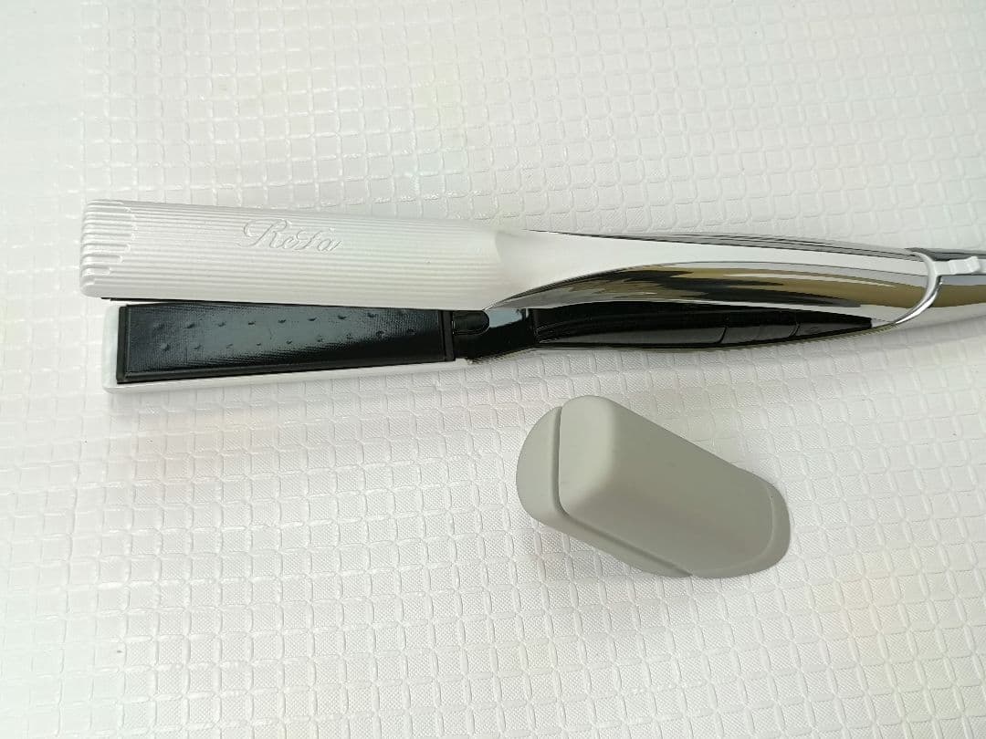 正規品　ReFaリファ ビューテック ストレートアイロン　21年製