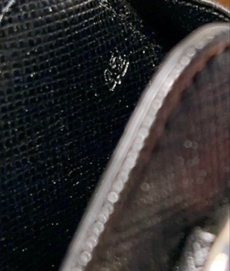 プラダ　PRADA ガラケーケース　ストラップ　小物入れ　ブラック