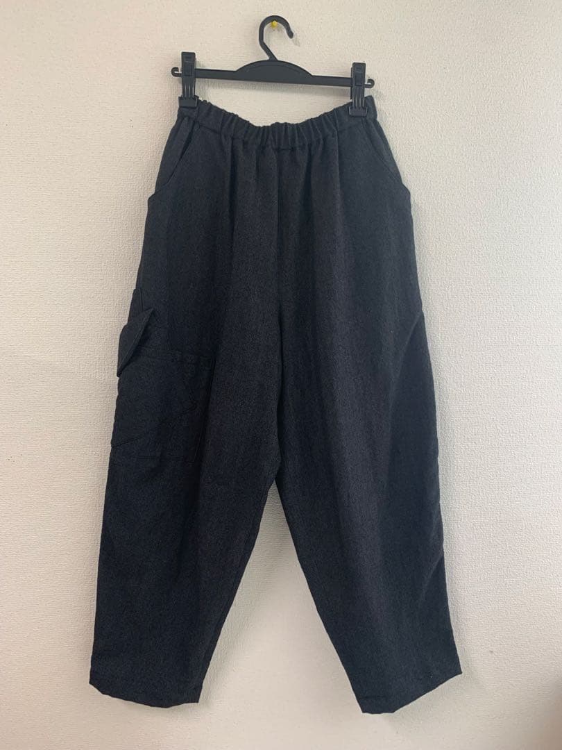 「たまてばこ」アコーレ　レフルイ 新品未使用2025年　秋冬バルーンパンツ