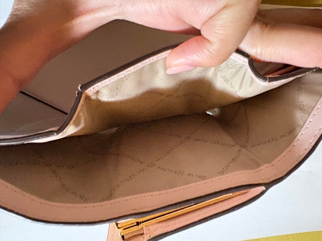 MICHAEL KORS財布 折り財布 がま口 ピンク 三つ折り財布