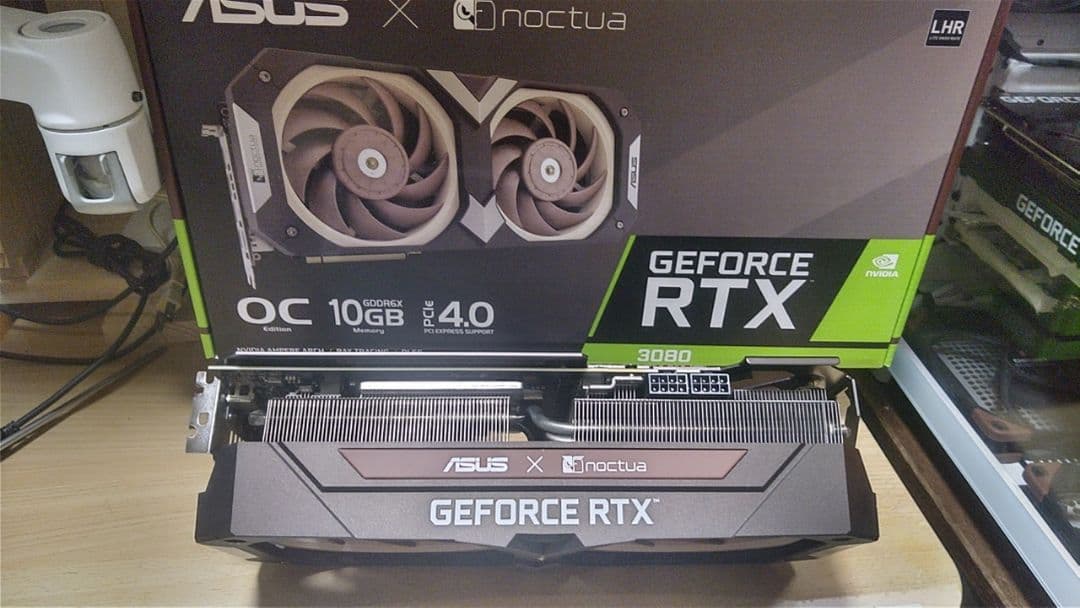 グラフィックボード・グラボ・ビデオカード ASUS GeForce RTX 3080 OC 10GB Noctua