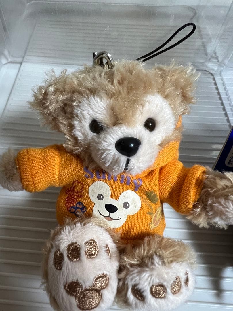 ディズニー、ダッフィー、シェリーメイぬいぐるみバッチ、10周年ストラップチェーン