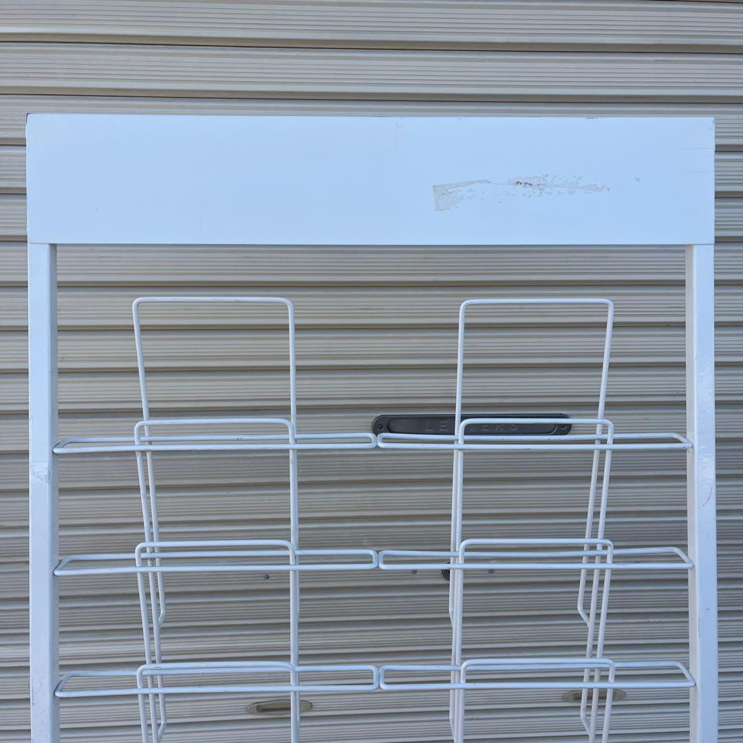 引き取り限定　スチール製 マガジンラック パンフレットスタンド 自立式 ホワイト