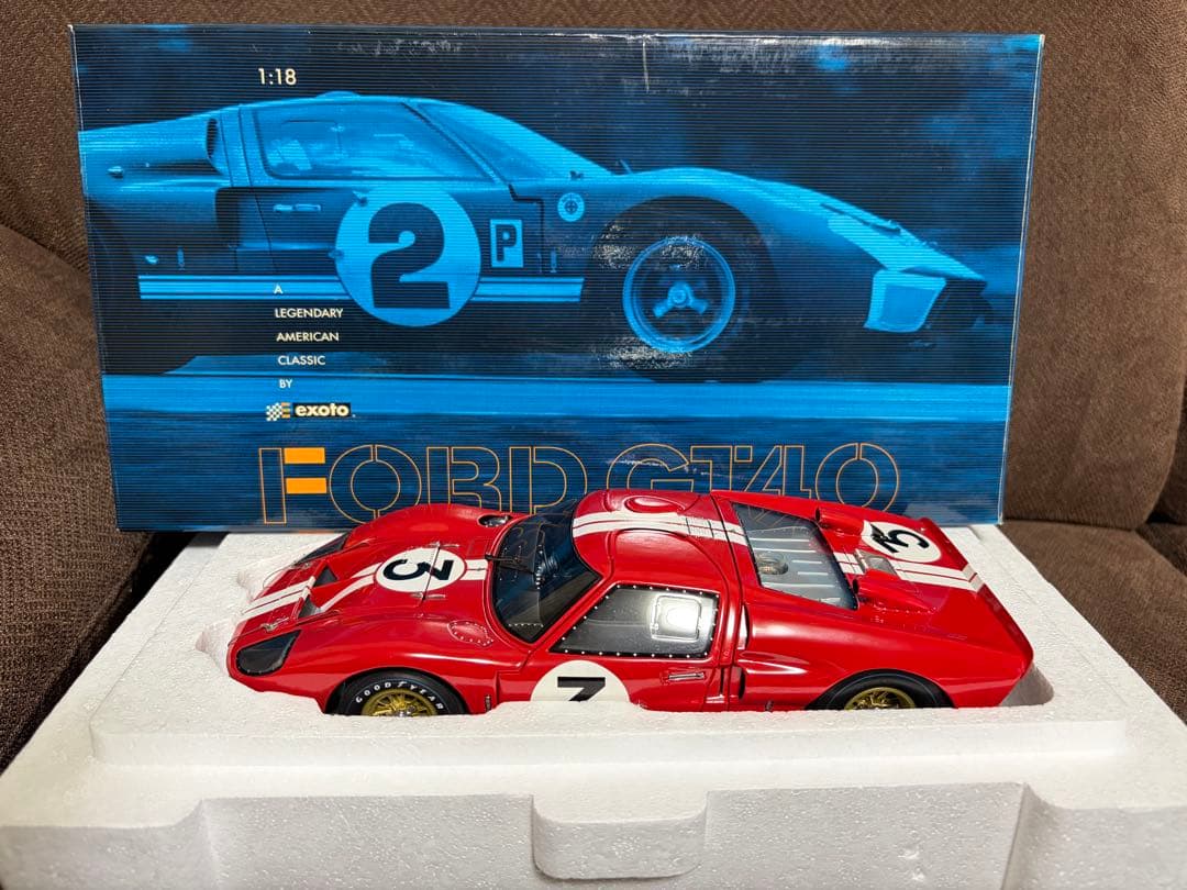 エグゾト Ford GT40 ミニカー1:18