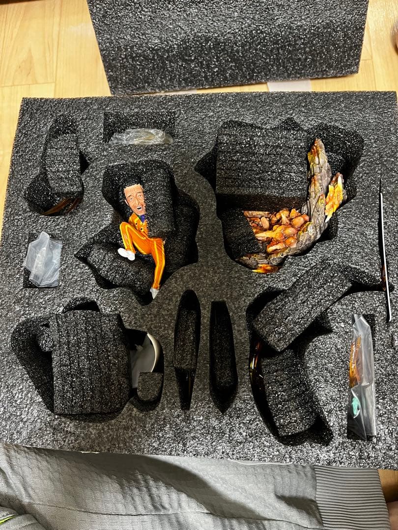 ワンピース　フィギュア　黄猿　ボルサリーノ　海軍大将　ガレージキット　海外