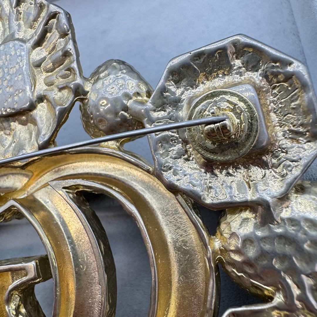 【ヴィンテージ】GUCCI ブローチ　カラーストーン　GG ゴールド　大きめ