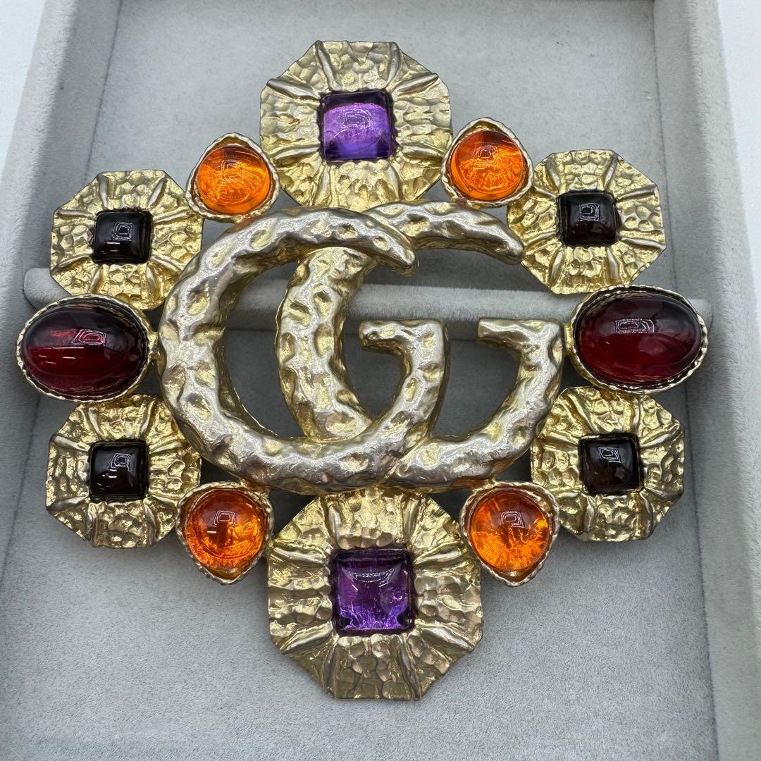 【ヴィンテージ】GUCCI ブローチ　カラーストーン　GG ゴールド　大きめ
