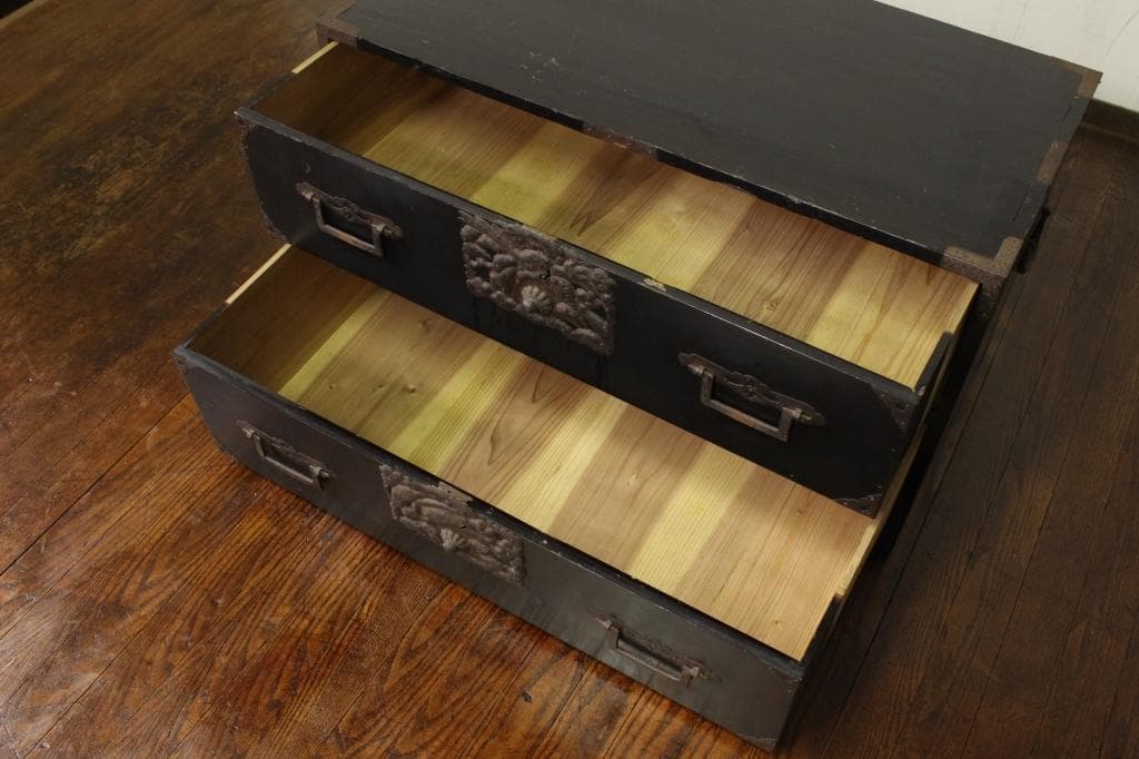 打出金具！庄内箪笥 古家具/古民家/時代箪笥/チェスト/和家具/古道具/古民具